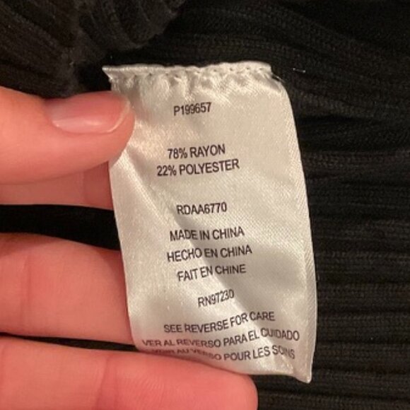 Almost Famous Black Knit Ribbed Belted V-Neck Ankle Length Dress Juniors Small - Picture 8 of 8